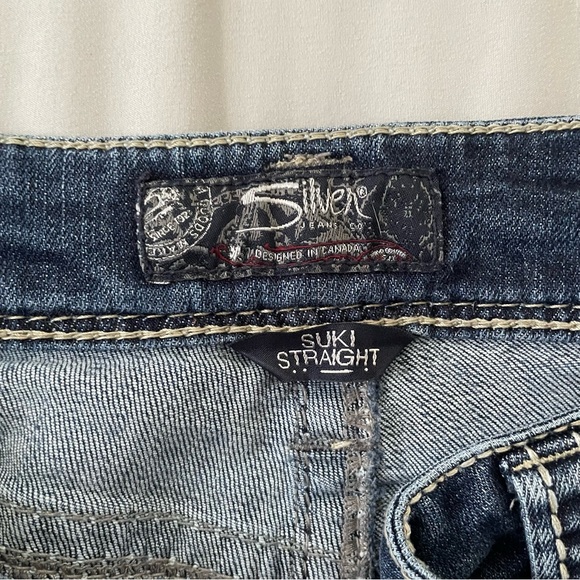 Silver Jeans - Picture 5 of 6